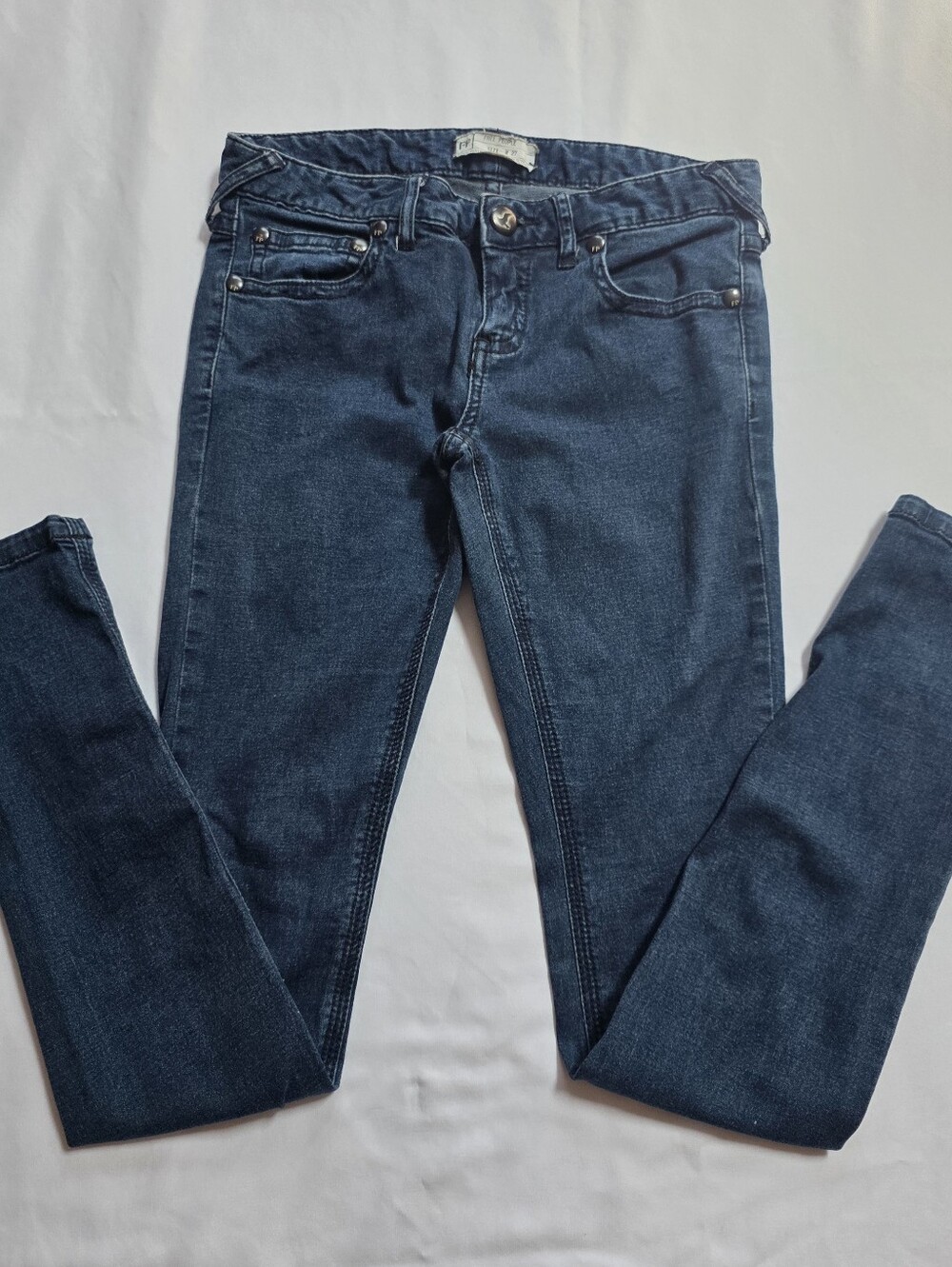 Free People Dark Wash Skinny Jeans Women's Size 27 Stretch Denim